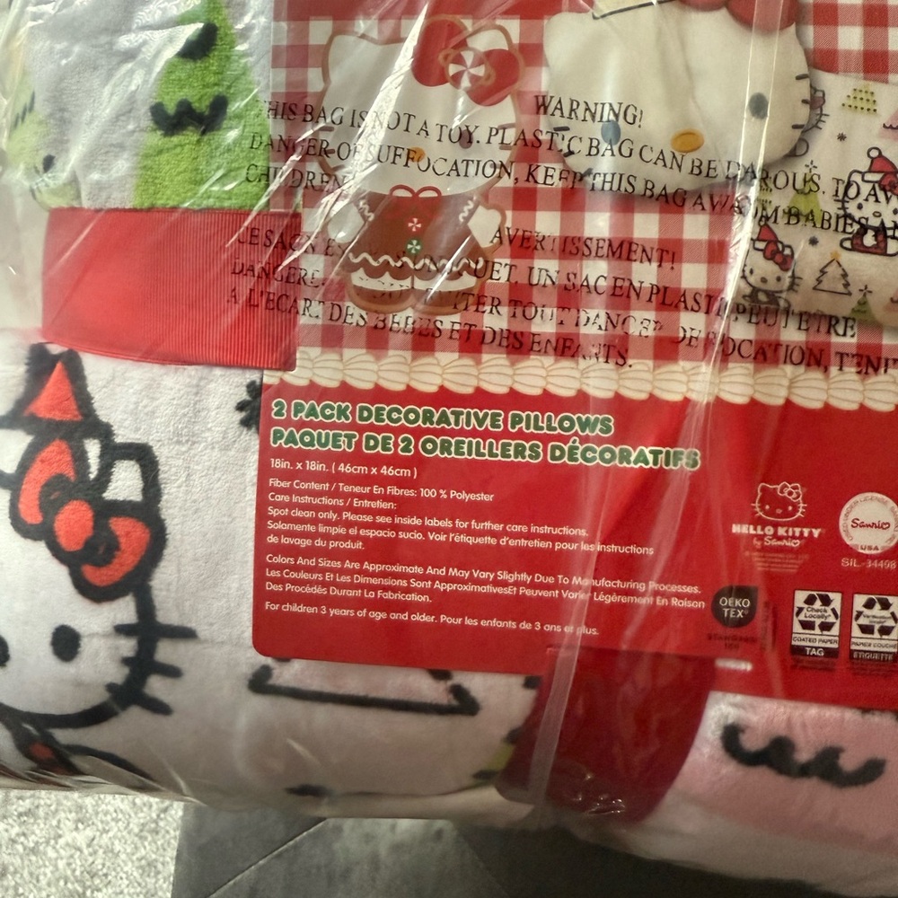Hello Kitty Red and White Pillow Duo
